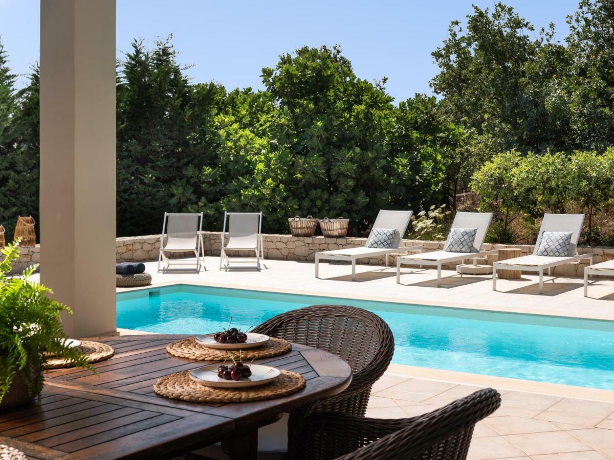 Levantes home, design&style retreat, By ThinkVilla Prinés Eksteriør billede