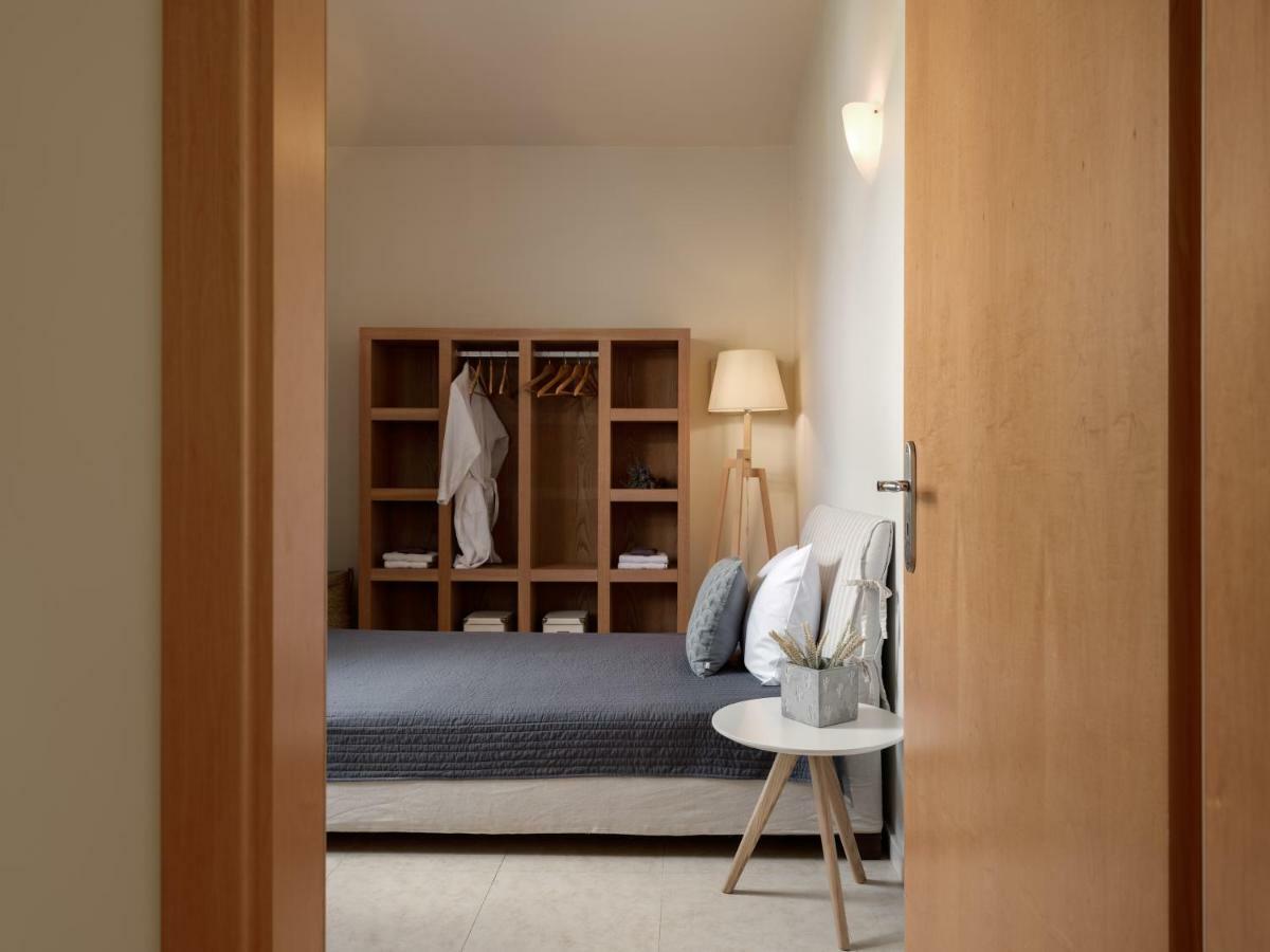 Levantes home, design&style retreat, By ThinkVilla Prinés Eksteriør billede